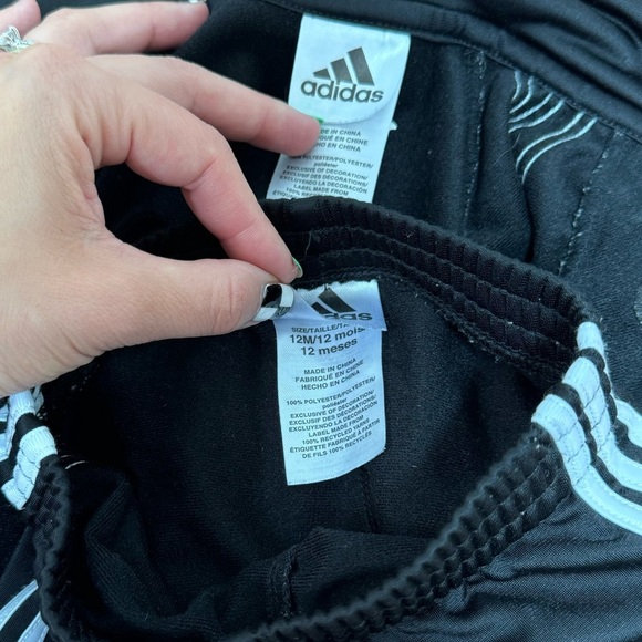 Adidas Black and White Infant 2-piece track suit‎ size 12 months - Picture 7 of 8